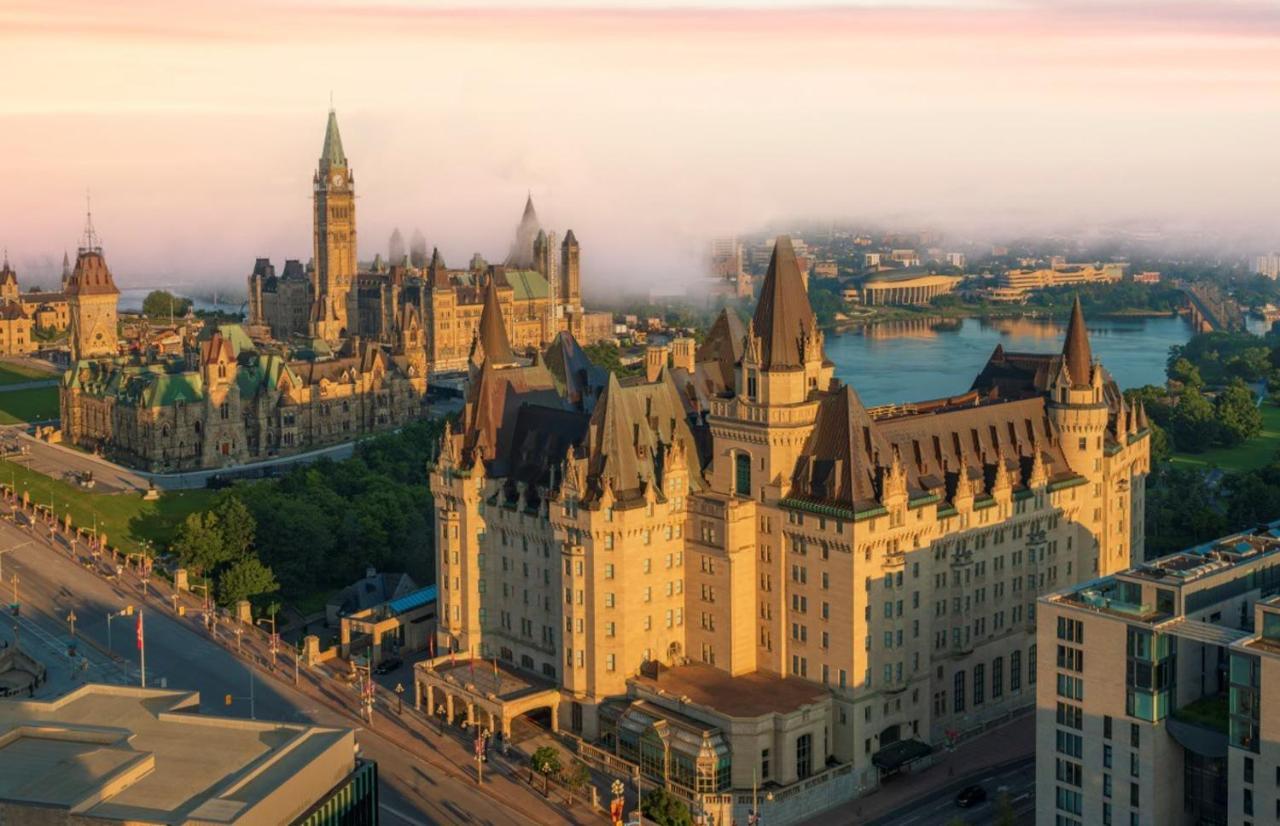Fairmont Chateau Laurier Gold Experience Отава Екстериор снимка