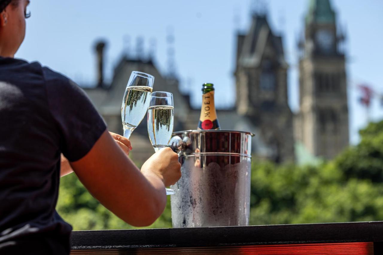 Fairmont Chateau Laurier Gold Experience Отава Екстериор снимка