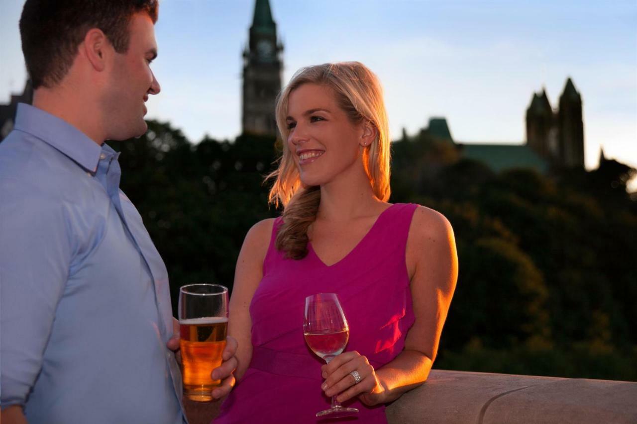 Fairmont Chateau Laurier Gold Experience Отава Екстериор снимка
